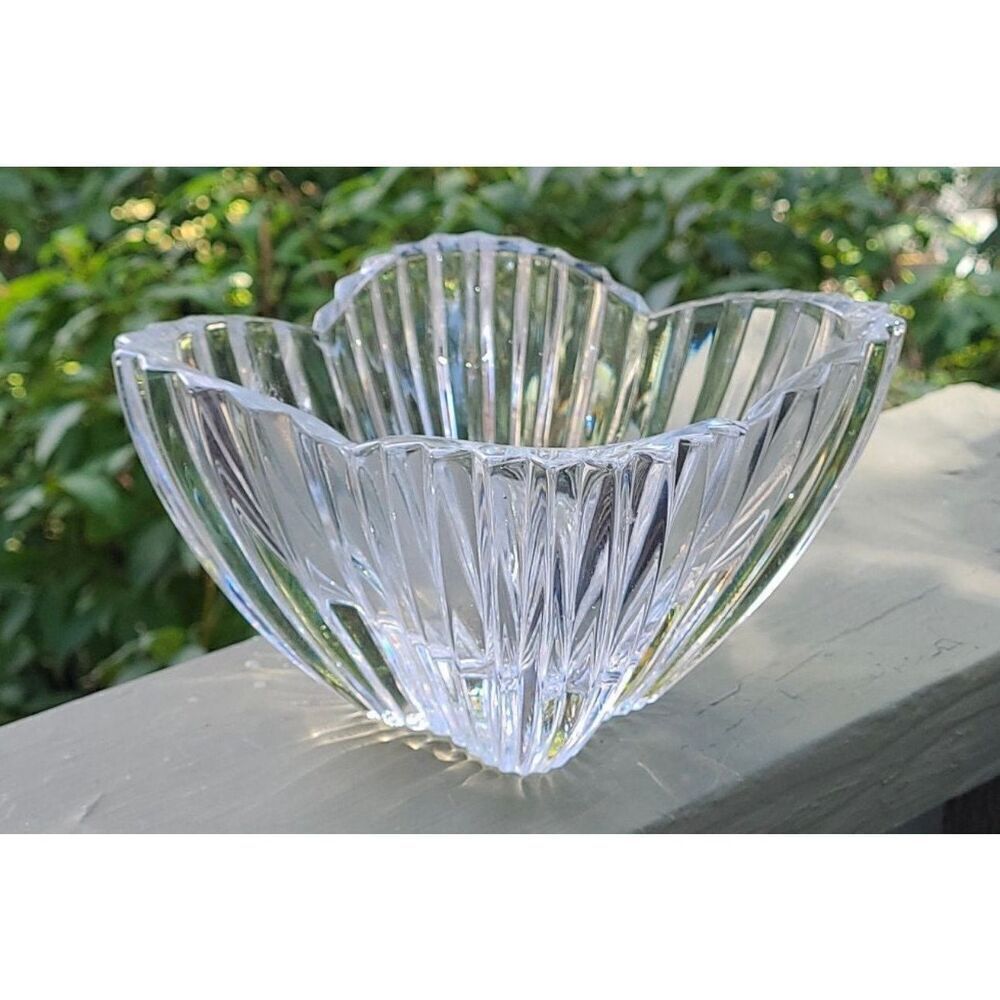 Mikasa Crystal‎ Lydia Tulip Bowl